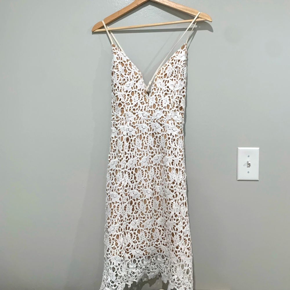 White and tan dress size XS brand is J.O.A. Los Angeles